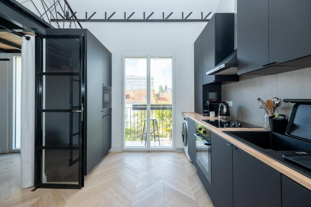 Superbe Appartement Facon Loft A 2 Pas Du Centre ! Ла-Рошель Екстер'єр фото